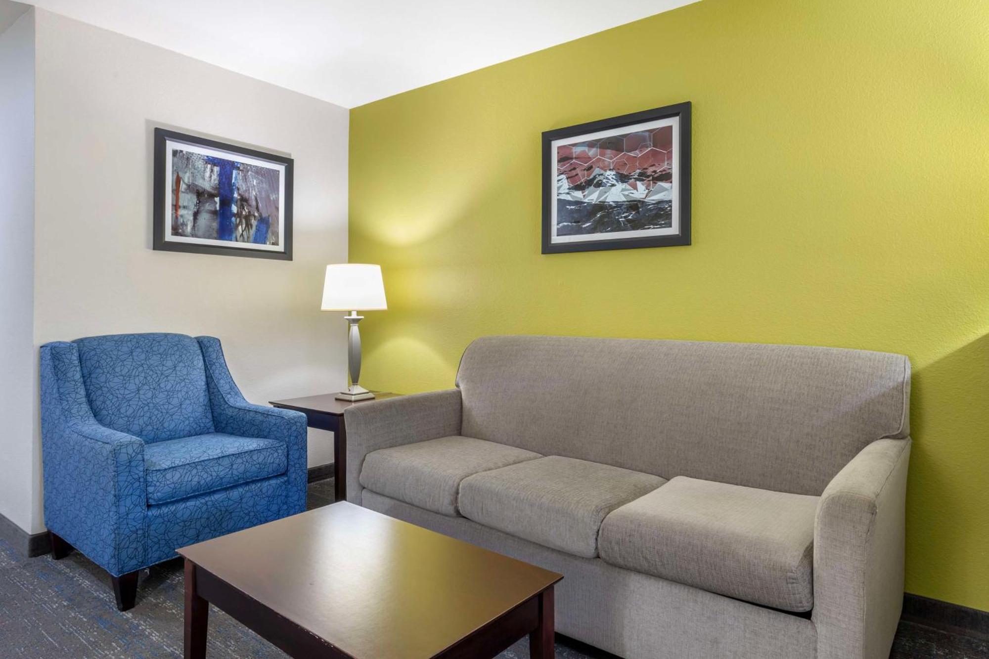 Best Western Plus Mansfield Inn And Suites Экстерьер фото
