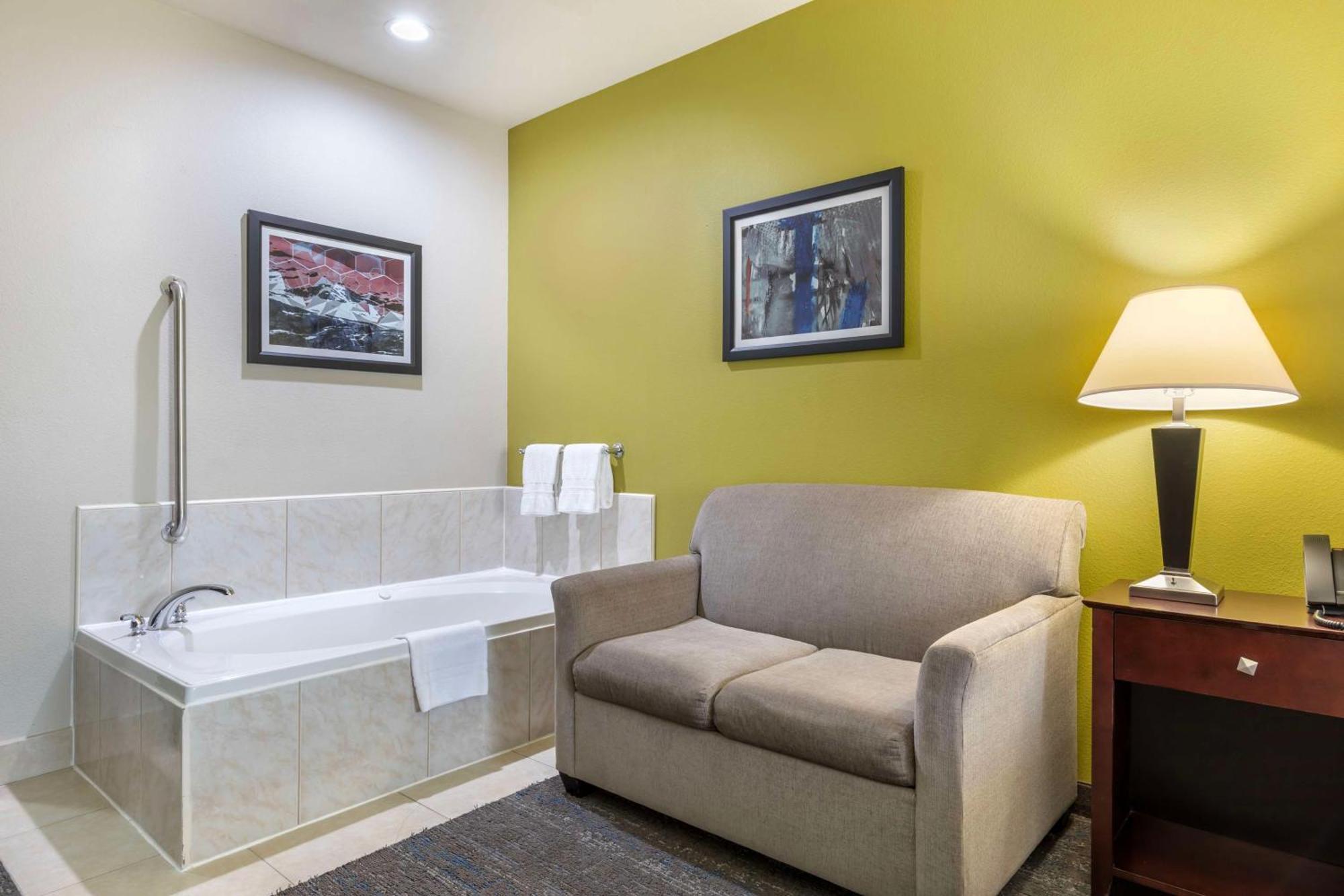 Best Western Plus Mansfield Inn And Suites Экстерьер фото